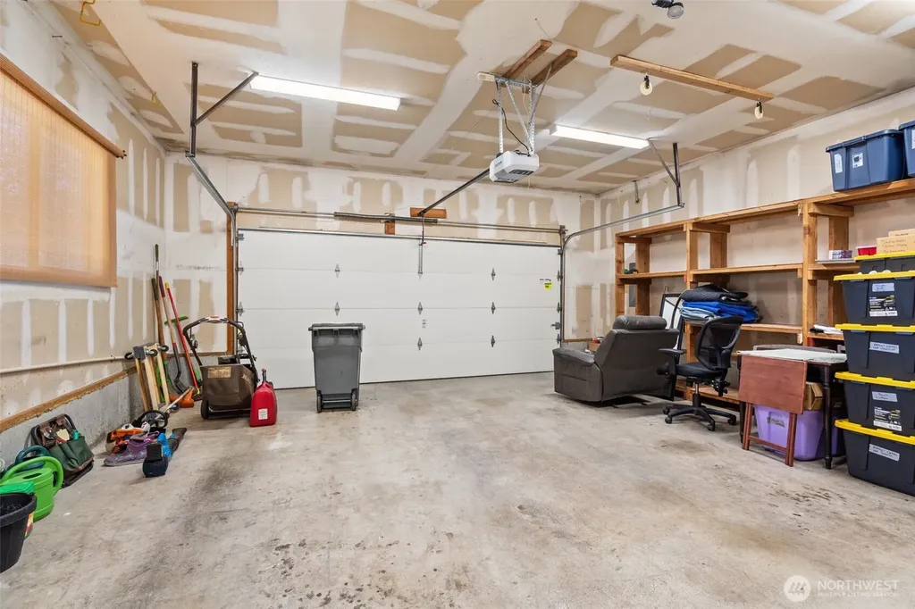 9138 Skokomish Way NE Olympia WA 98516