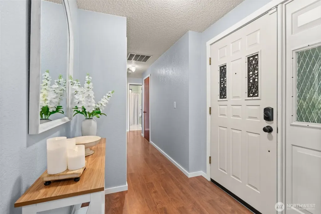 9138 Skokomish Way NE Olympia WA 98516