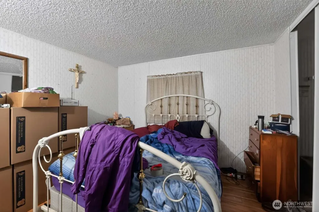 27702 Y Lane Ocean Park WA 98640