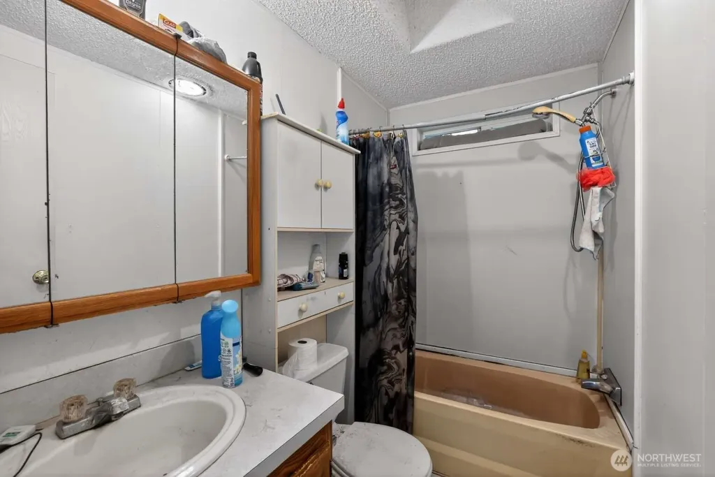 27702 Y Lane Ocean Park WA 98640