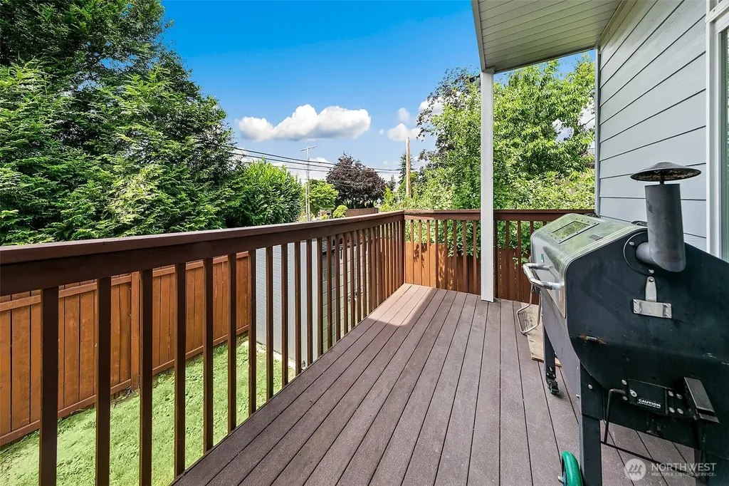 18014 81st Lane NE Kenmore WA 98028