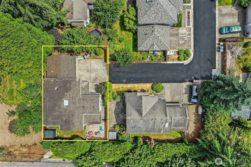 18014 81st Lane NE Kenmore WA 98028