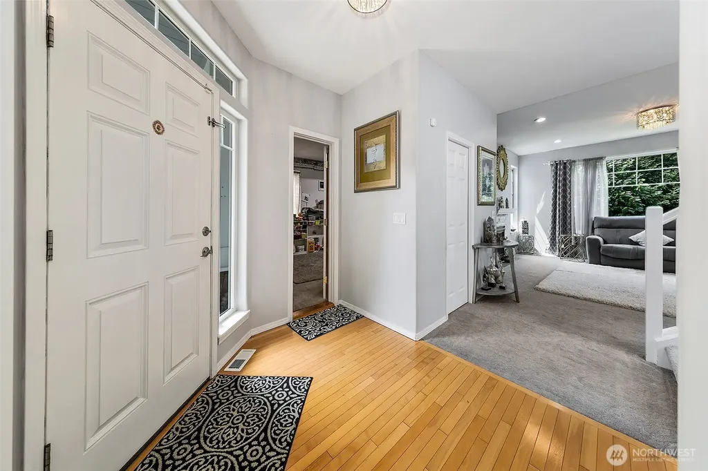 18014 81st Lane NE Kenmore WA 98028