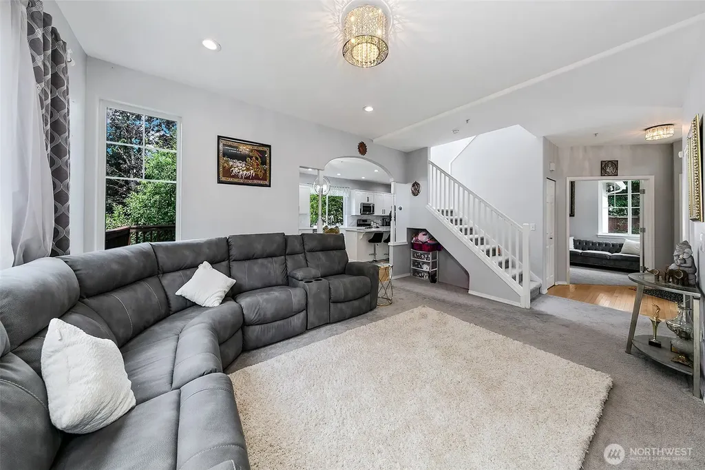 18014 81st Lane NE Kenmore WA 98028