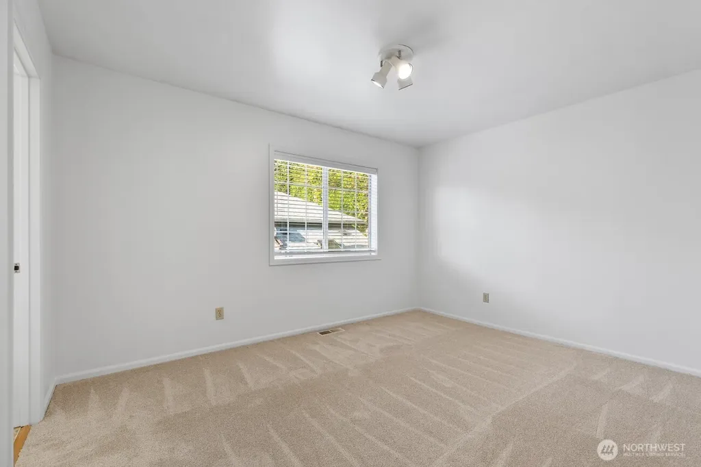 6814 119th Avenue SE Bellevue WA 98006