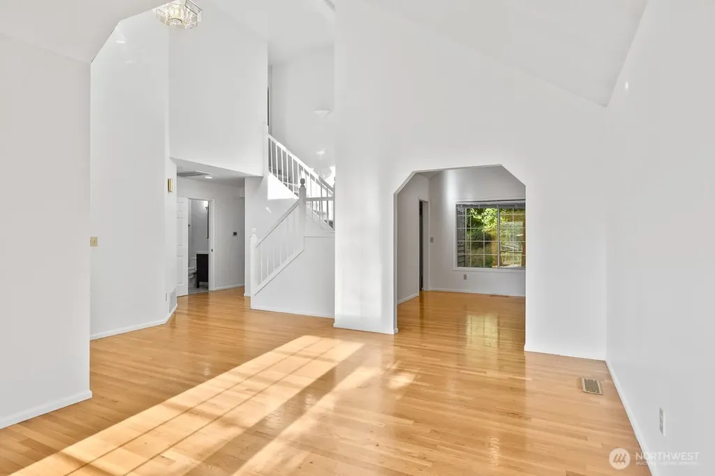 6814 119th Avenue SE Bellevue WA 98006