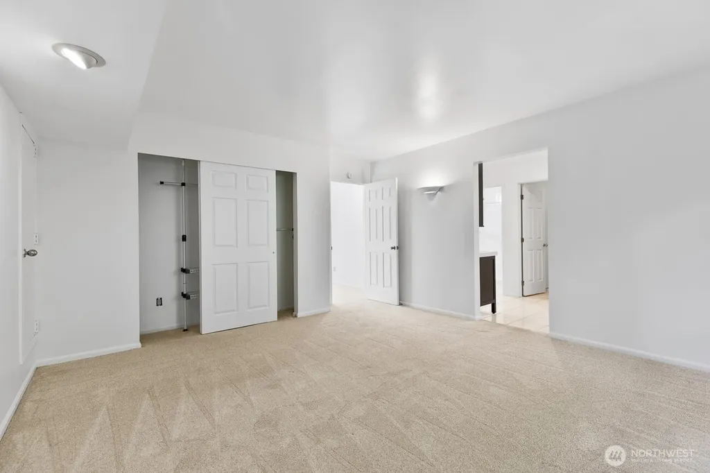6814 119th Avenue SE Bellevue WA 98006