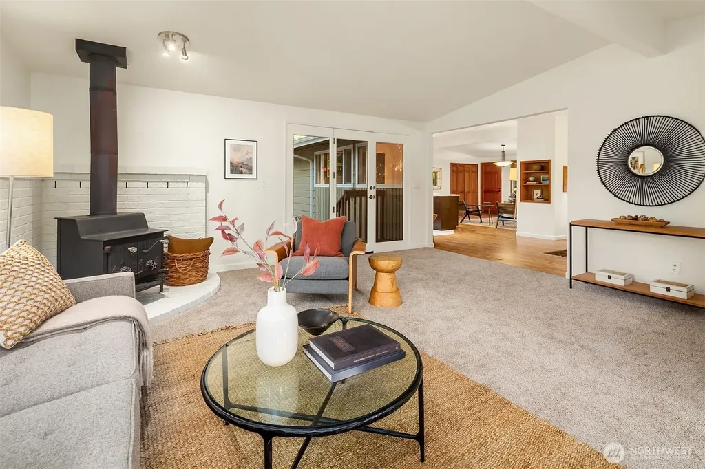12210 NE 64th Street Kirkland WA 98033