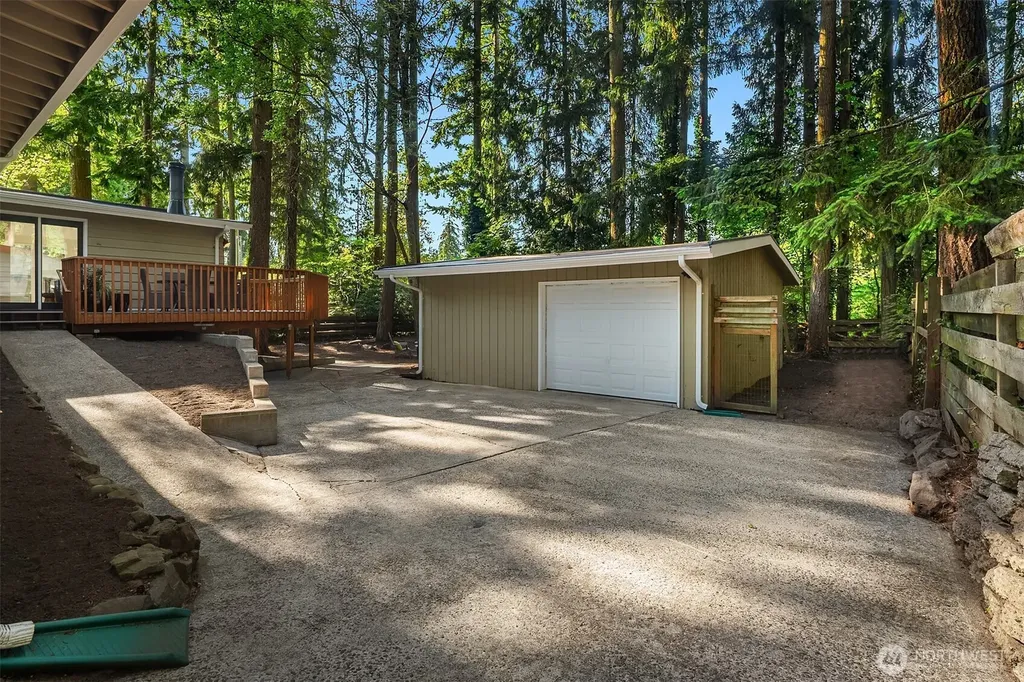 12210 NE 64th Street Kirkland WA 98033