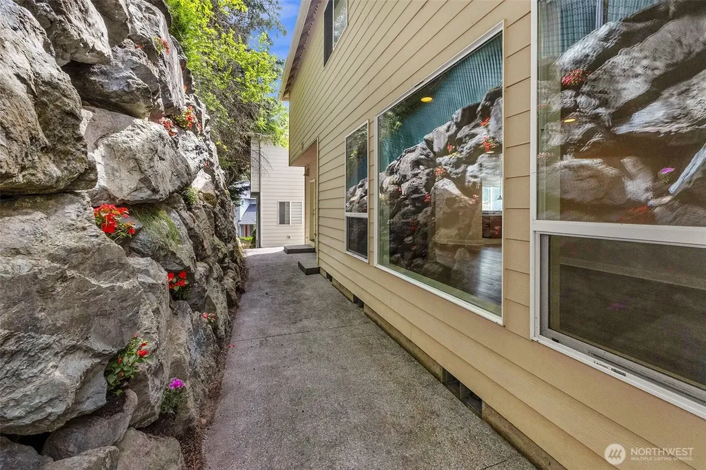 13630 NE 203rd Street Woodinville WA 98072