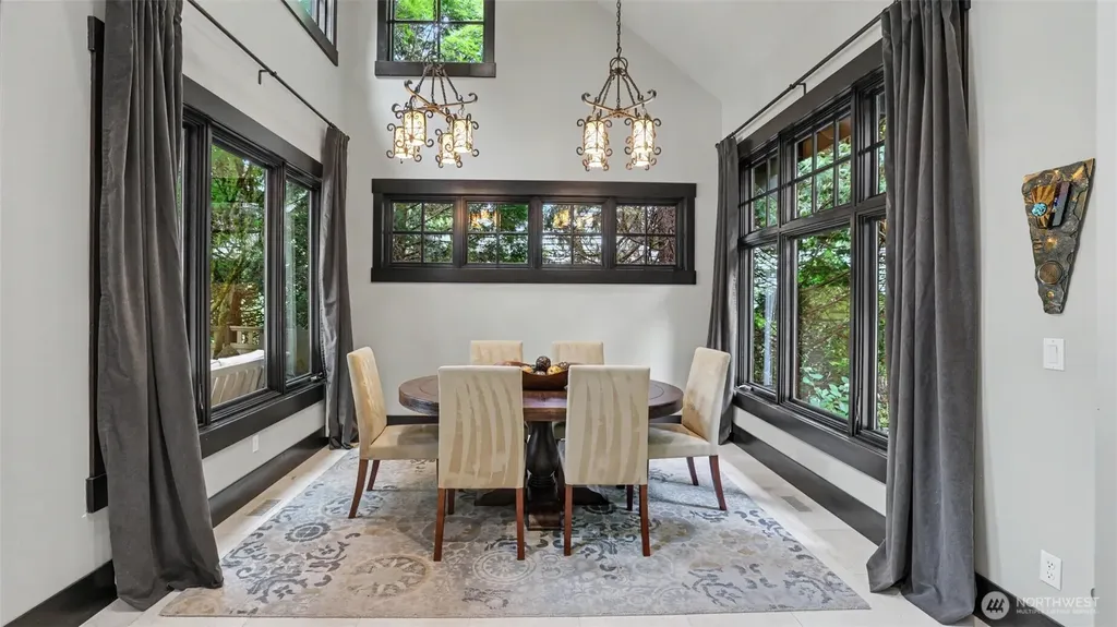 19360 163rd Court NE Woodinville WA 98072