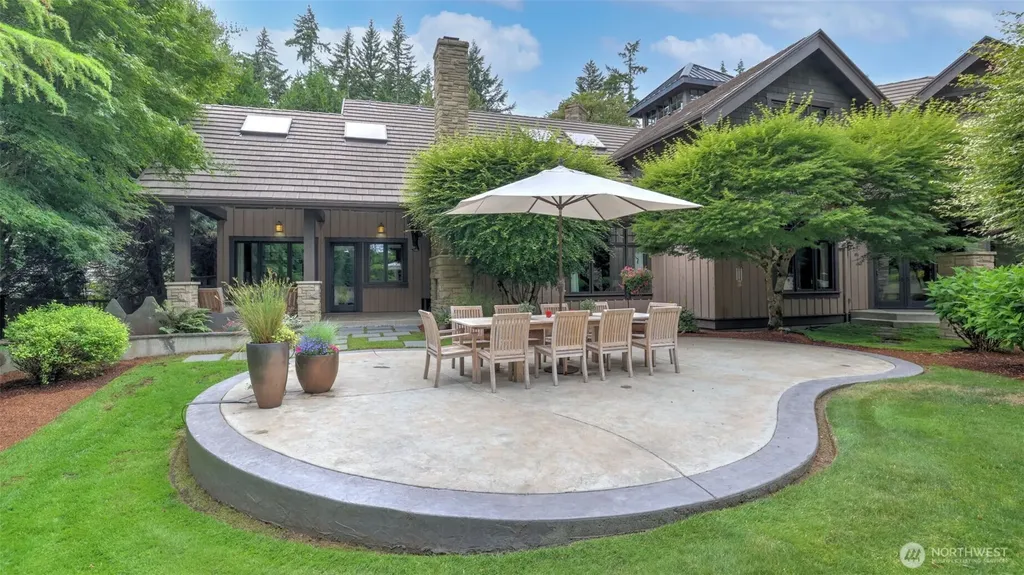 19360 163rd Court NE Woodinville WA 98072