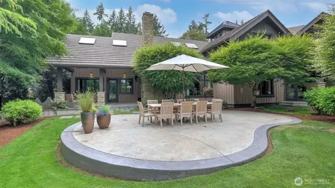 19360 163rd Court NE Woodinville WA 98072