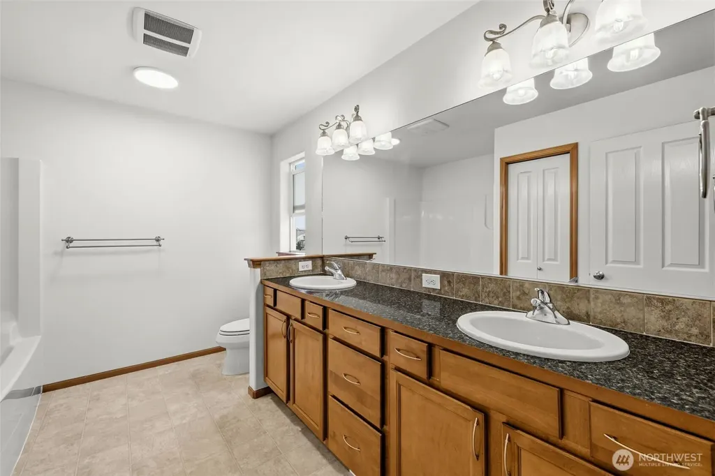 502 Jackson Court Nooksack WA 98276