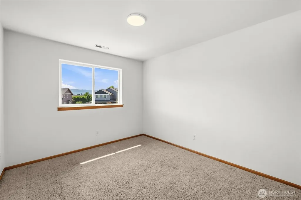 502 Jackson Court Nooksack WA 98276