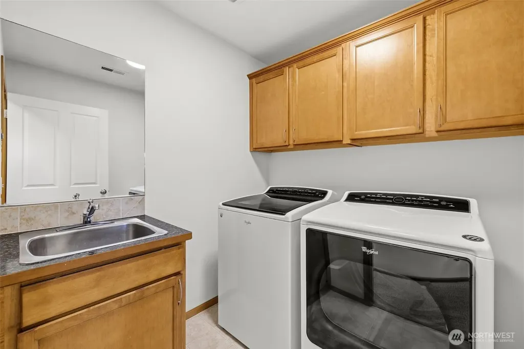 502 Jackson Court Nooksack WA 98276