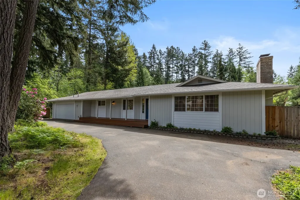 7602 182nd Street E Puyallup WA 98375