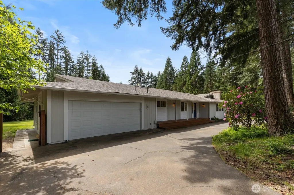 7602 182nd Street E Puyallup WA 98375