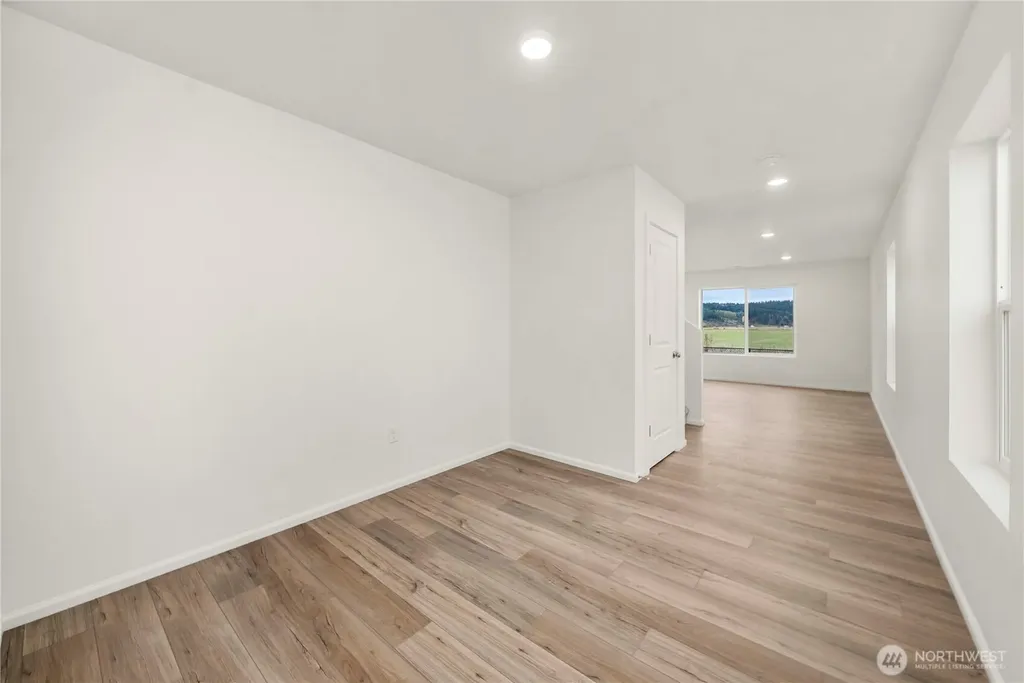 9921 Ferns Loop SE Yelm WA 98597