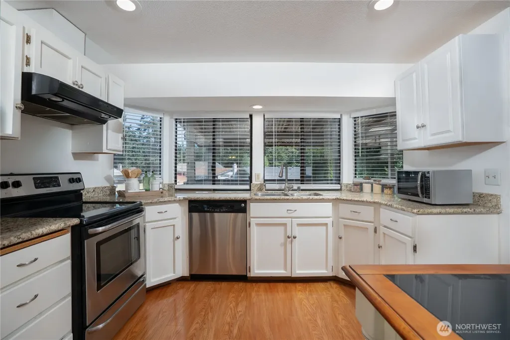 525 E 160th Street Tacoma WA 98445