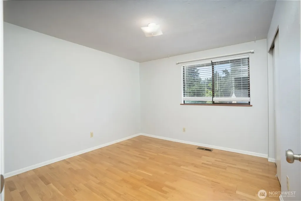 525 E 160th Street Tacoma WA 98445