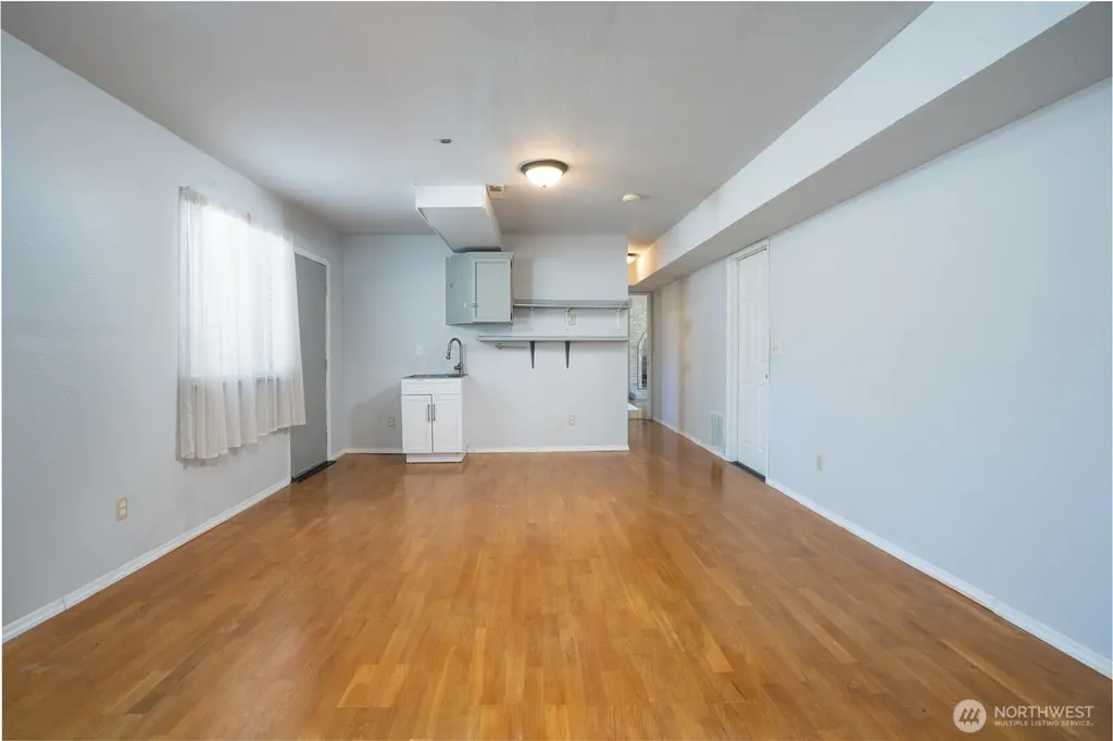 525 E 160th Street Tacoma WA 98445
