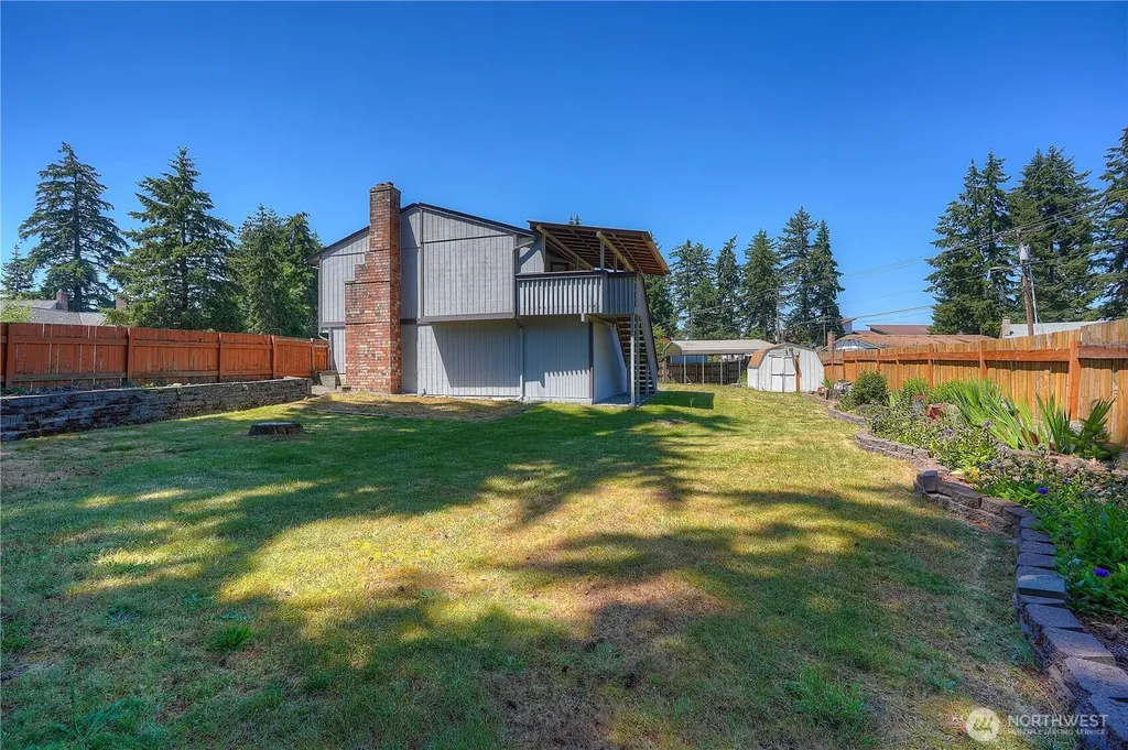 525 E 160th Street Tacoma WA 98445