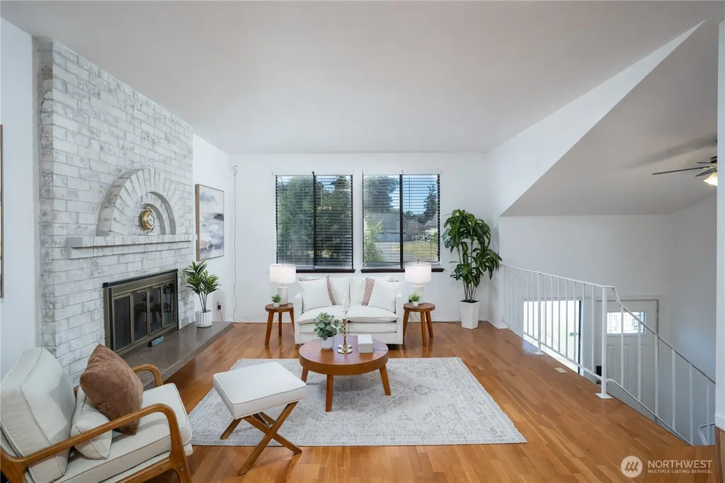 525 E 160th Street Tacoma WA 98445