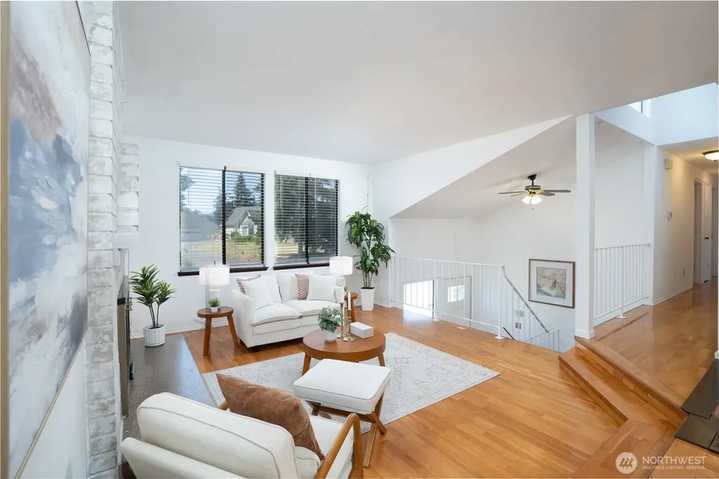 525 E 160th Street Tacoma WA 98445