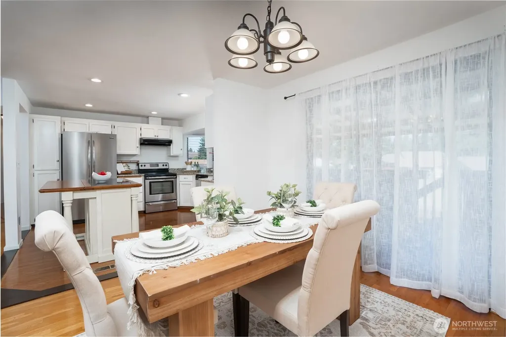 525 E 160th Street Tacoma WA 98445