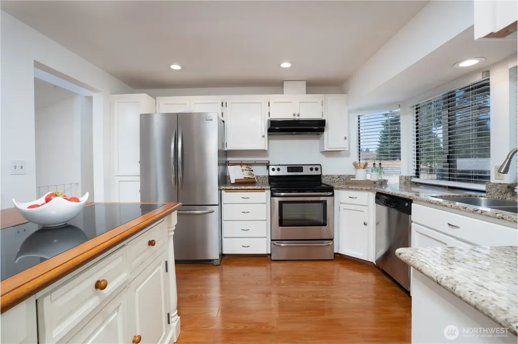 525 E 160th Street Tacoma WA 98445