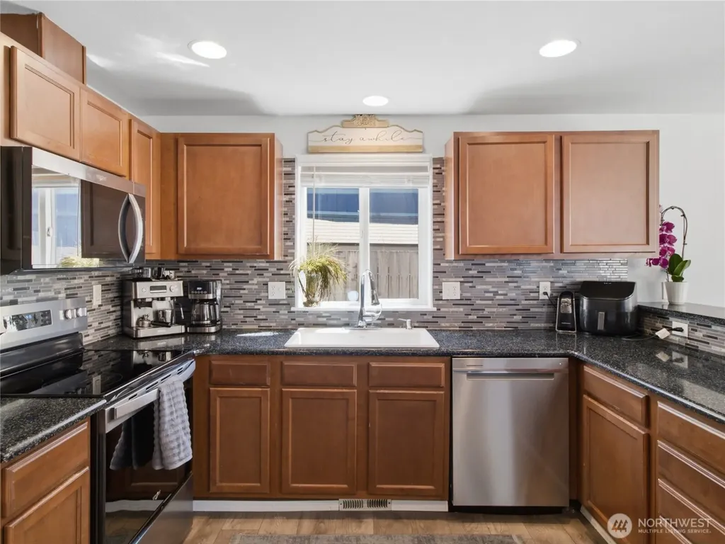 19714 Aspenwood Court SW Rochester WA 98579