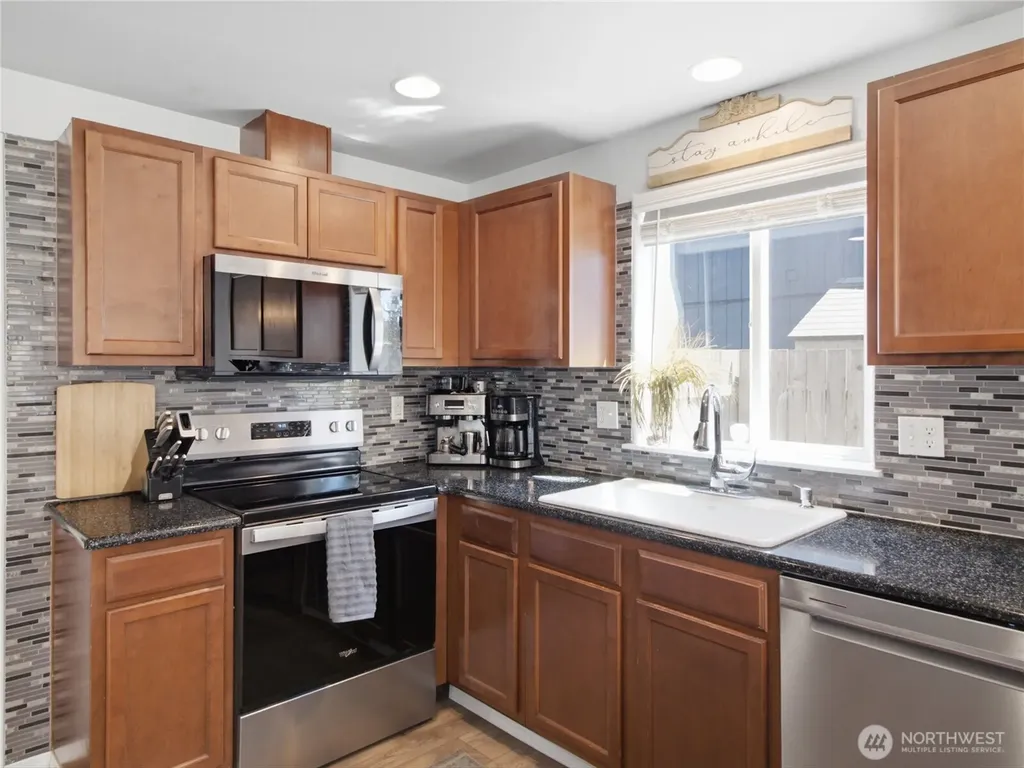 19714 Aspenwood Court SW Rochester WA 98579