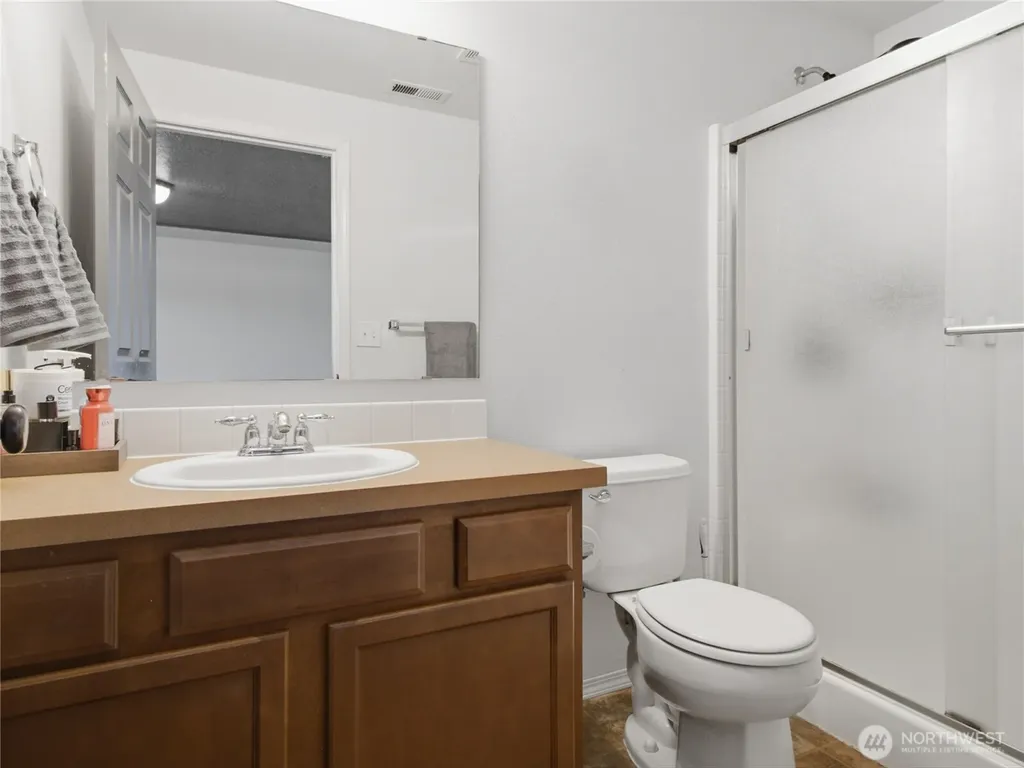 19714 Aspenwood Court SW Rochester WA 98579