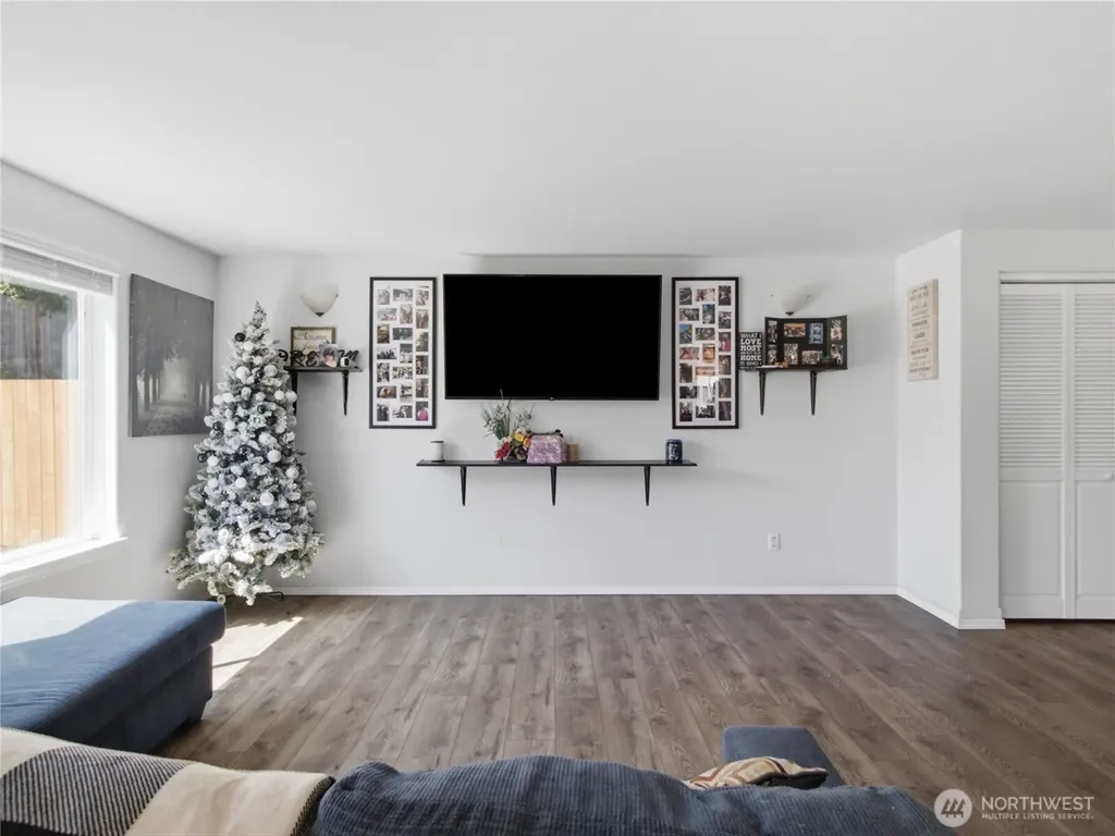 19714 Aspenwood Court SW Rochester WA 98579