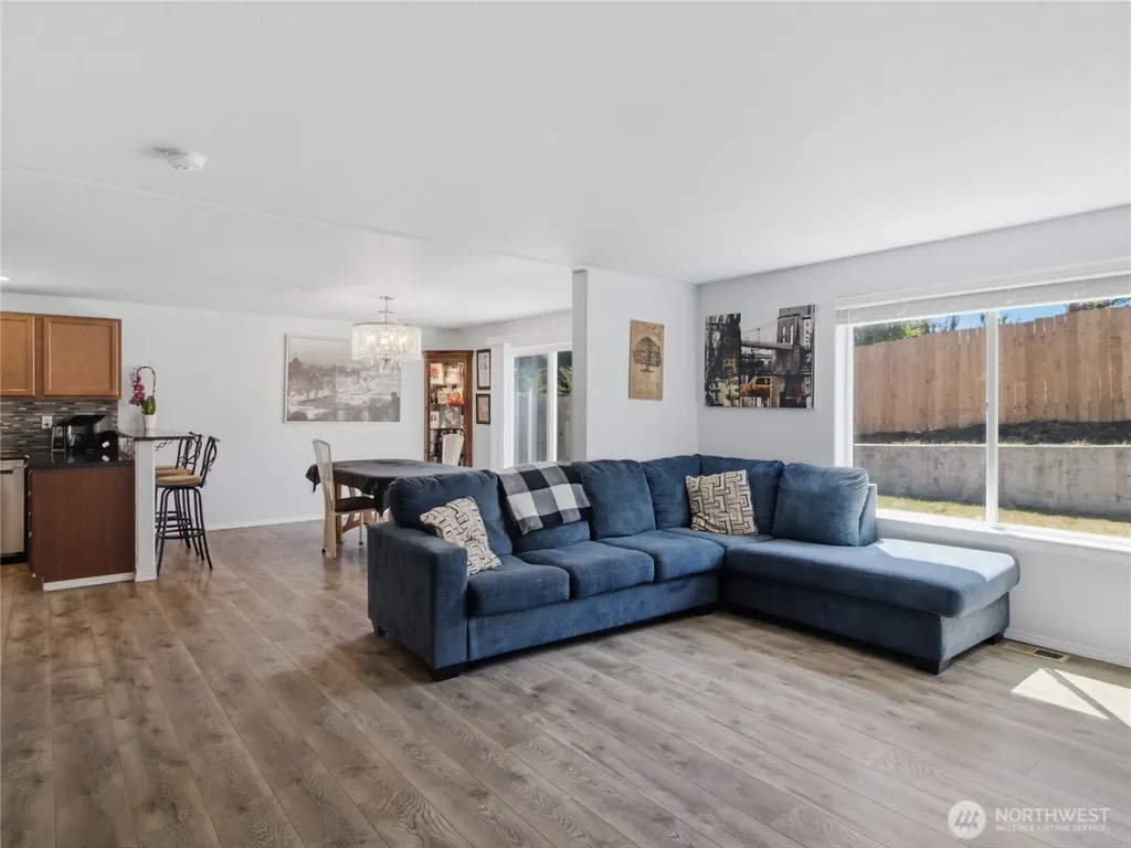 19714 Aspenwood Court SW Rochester WA 98579