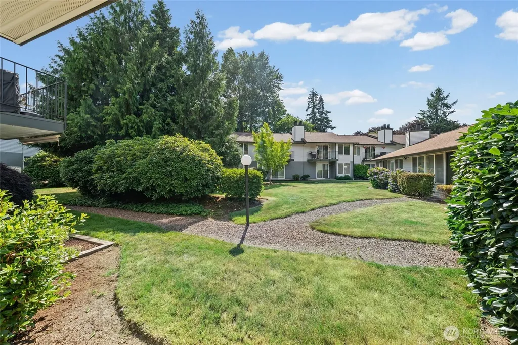 1868 Central Place S Kent WA 98030