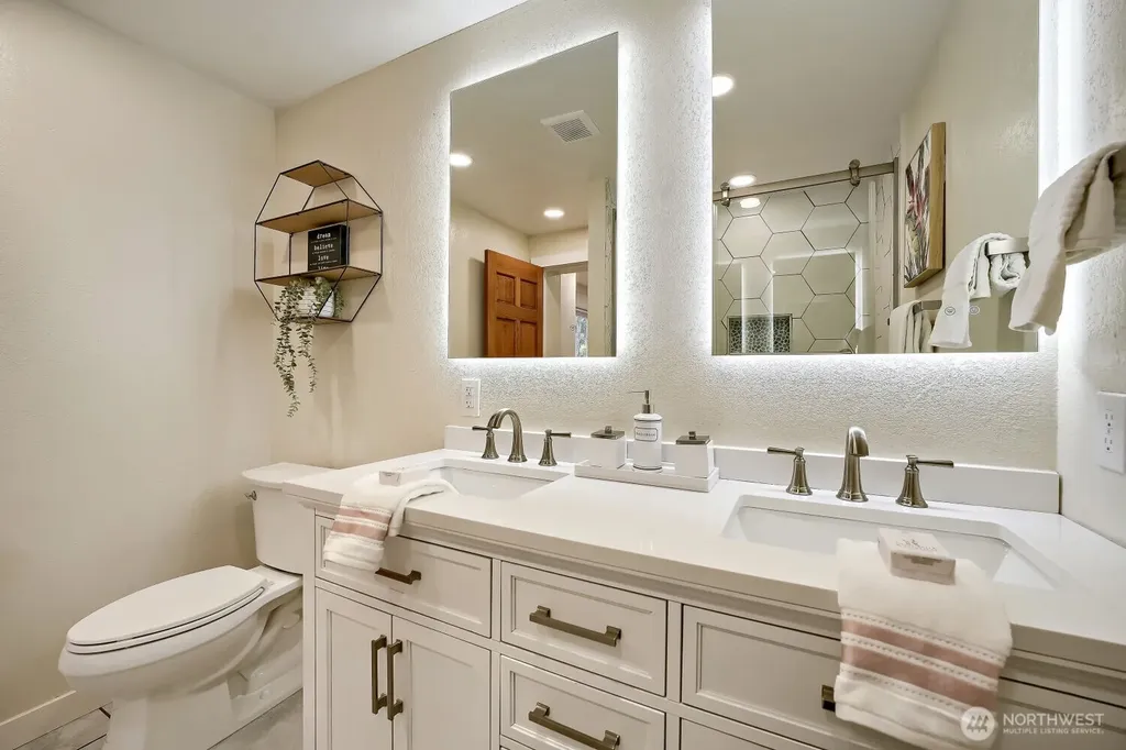 11914 NE 148th Street Kirkland WA 98034