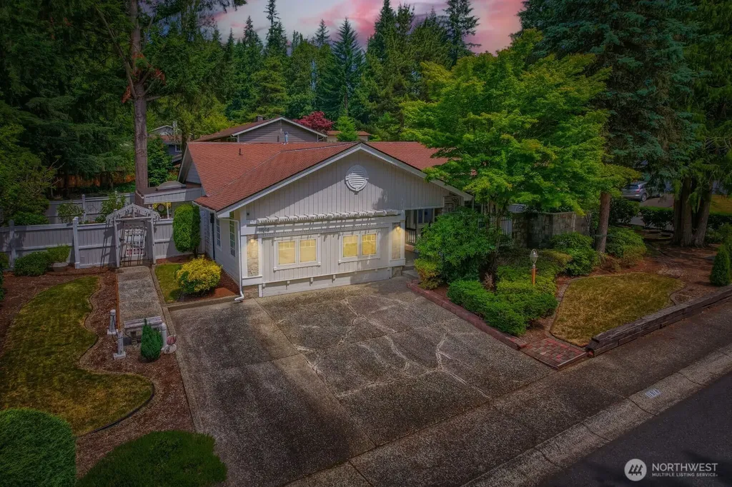 11914 NE 148th Street Kirkland WA 98034