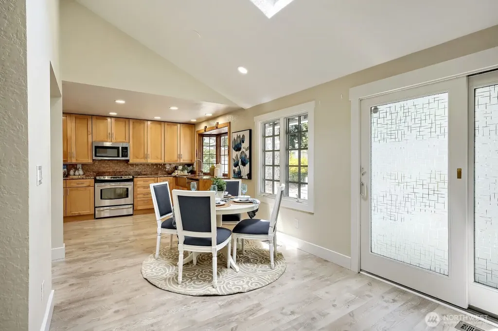 11914 NE 148th Street Kirkland WA 98034