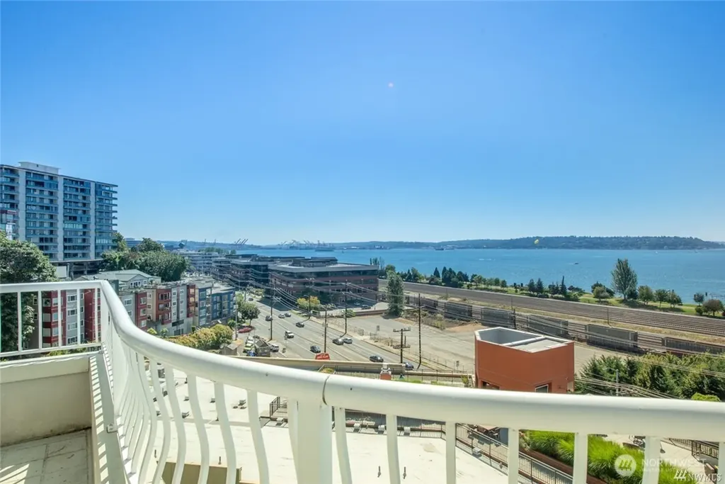 601 W Mercer Place Seattle WA 98119