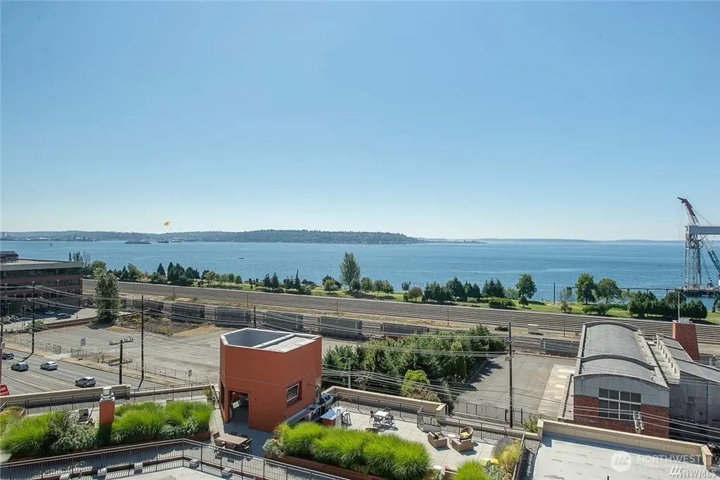601 W Mercer Place Seattle WA 98119