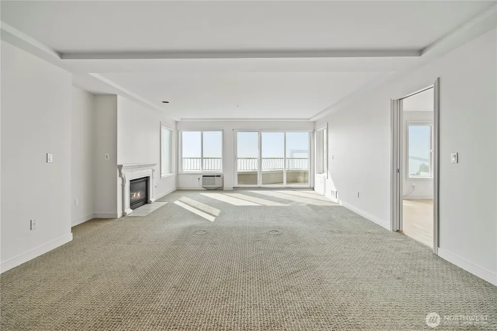 601 W Mercer Place Seattle WA 98119