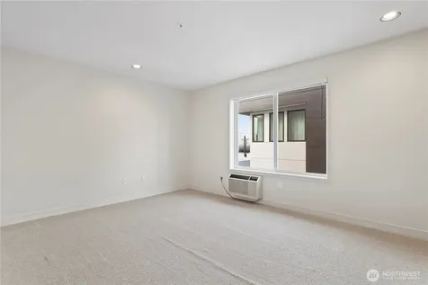 601 W Mercer Place Seattle WA 98119