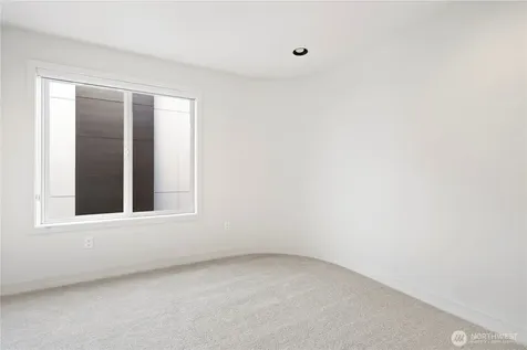 601 W Mercer Place Seattle WA 98119