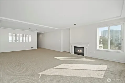 601 W Mercer Place Seattle WA 98119