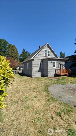 1220 S Adams Street Tacoma WA 98405