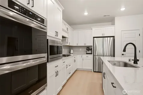 12902 179th Street E Puyallup WA 98374