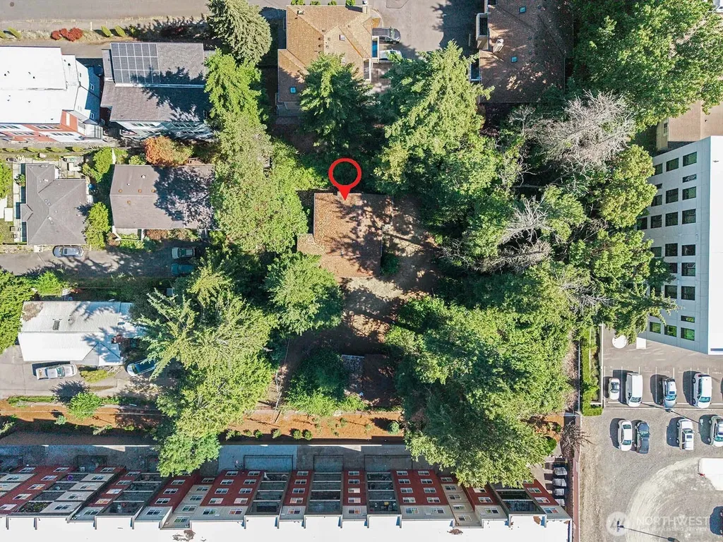17552 12th Avenue NE Shoreline WA 98155