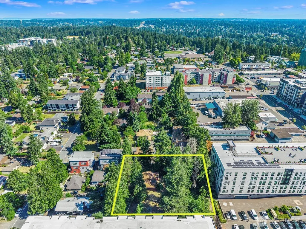 17552 12th Avenue NE Shoreline WA 98155